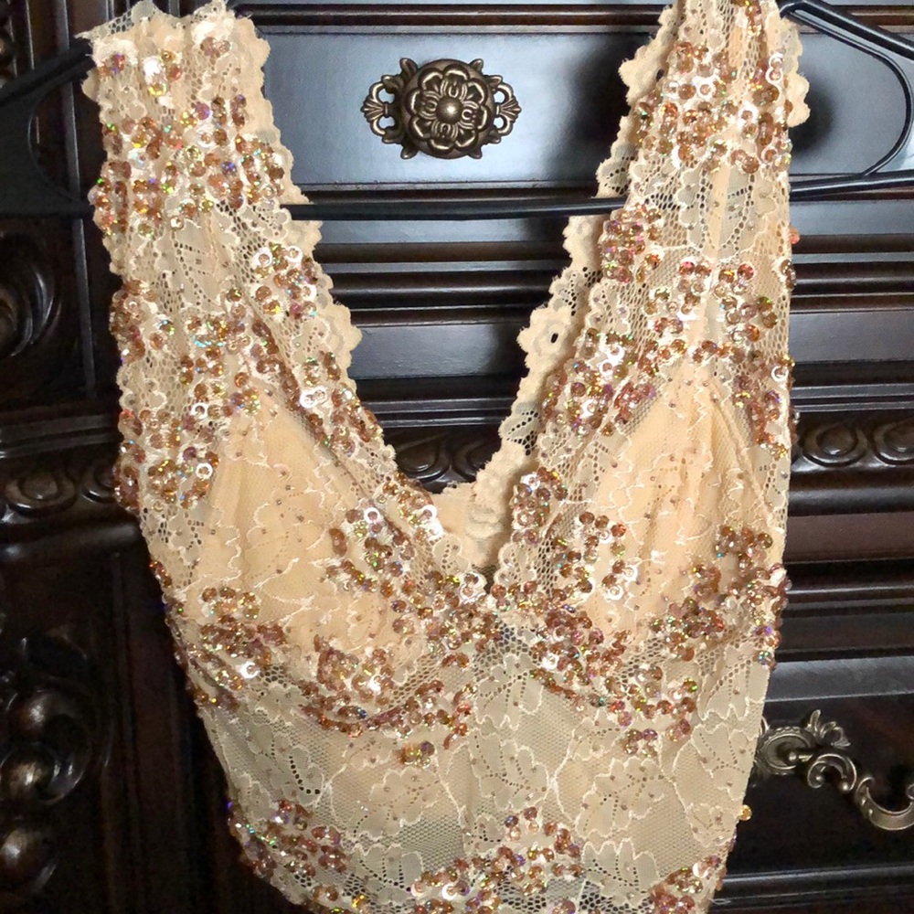 Top con lentejuelas